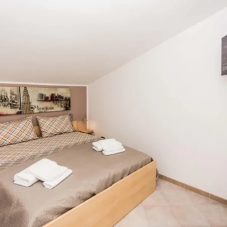 Apartment Exedra