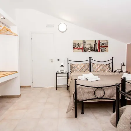 Exedra Apartment *